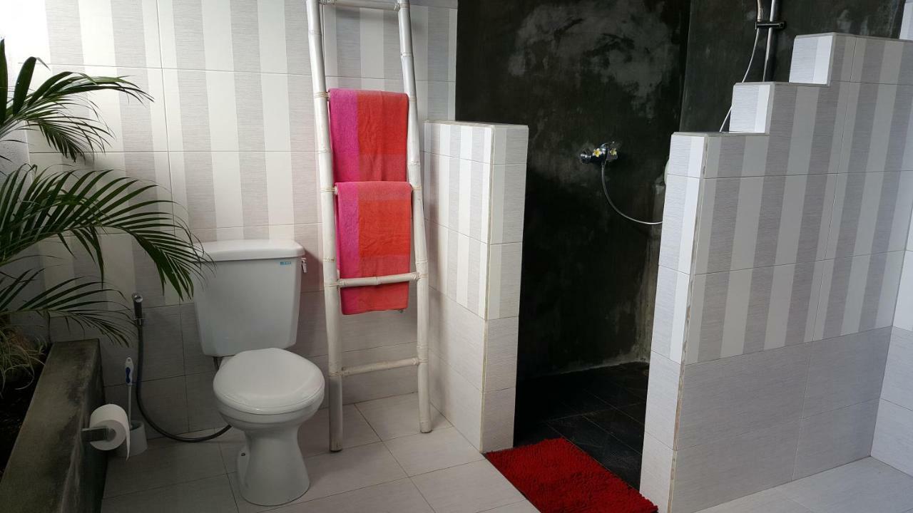 Villa Lumbalumba ロヴィーナ エクステリア 写真